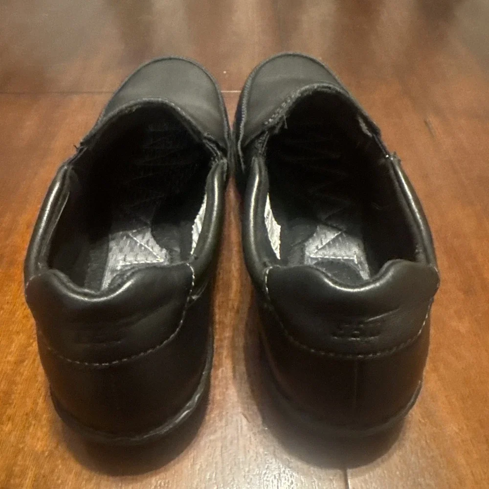 NIB Carolina CA3680 Men's Black Slip-On Work Shoes‎ 9.5M ASTM Safety Toe